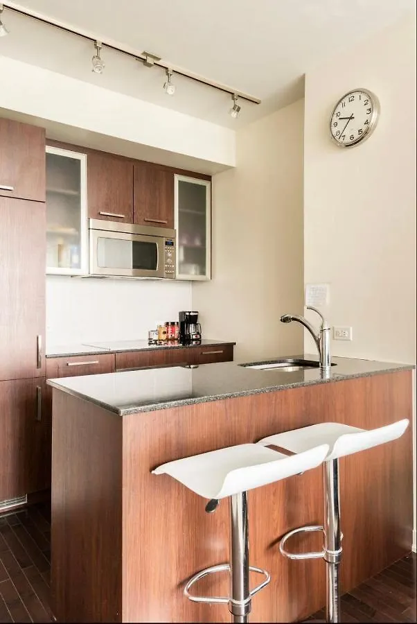 Apartment Cozy 2 Bedroom Free Parking Downtown Toronto 1Min Scotiabank Arena Tff Cn Tower Rogers Centre Union Station